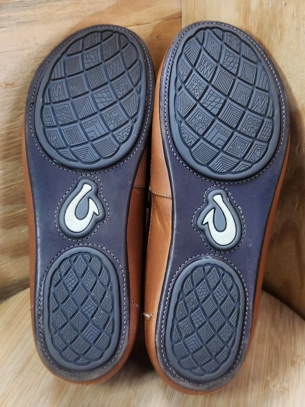 Olukai Kulana Mens Brown Leather Moc Slip On Loafer Shoes Size 10
